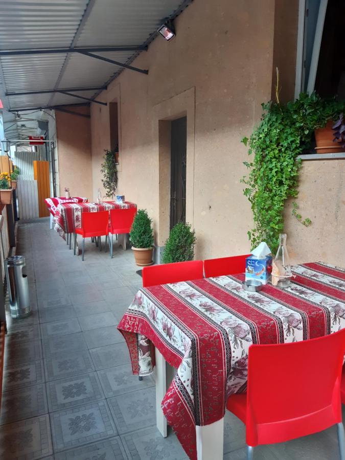 Lind Guest House B&B Gyumri Ngoại thất bức ảnh