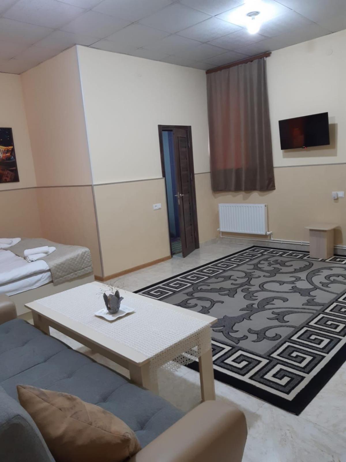Lind Guest House B&B Gyumri Ngoại thất bức ảnh