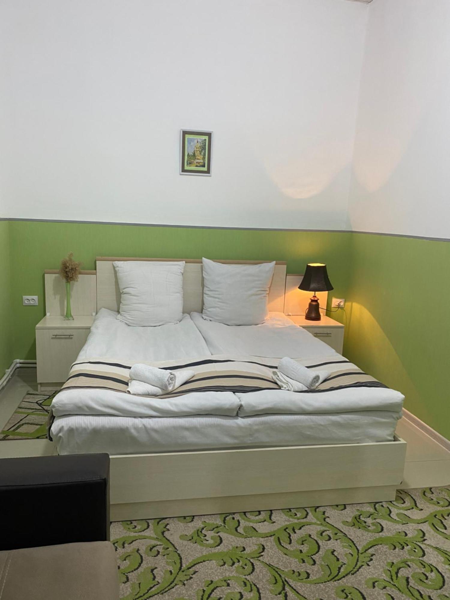 Lind Guest House B&B Gyumri Ngoại thất bức ảnh